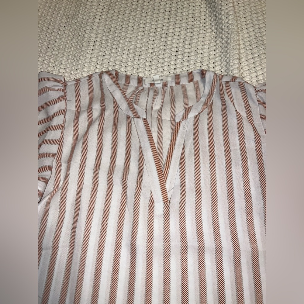 Blouse - Picture 2 of 3